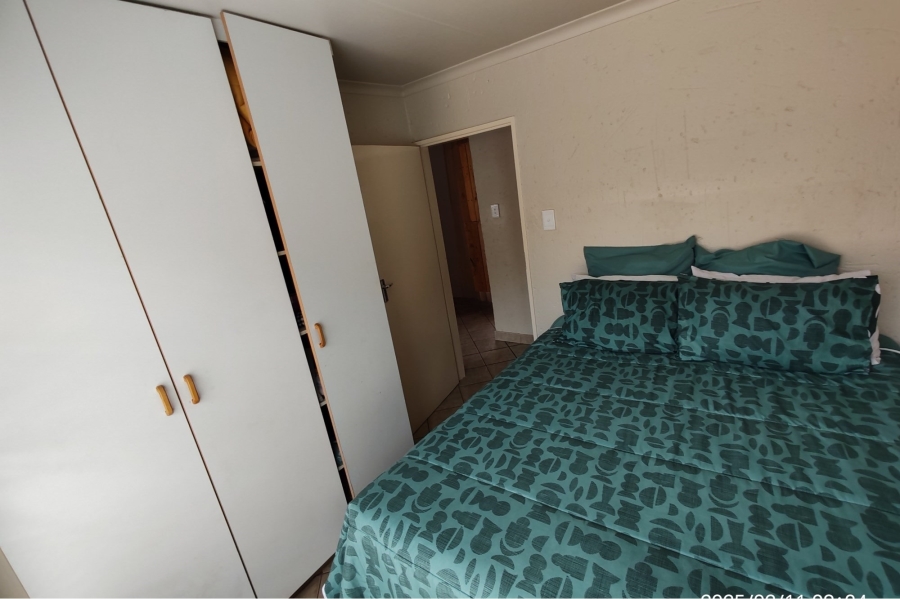 2 Bedroom Property for Sale in Vaalpark Free State